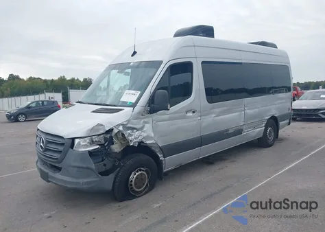 2019 Mercedes-Benz Sprinter 2500 High Roof I4 из США, поврежденный, VIN WDZPF1ED8KT012915